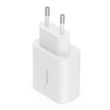 Belkin White Indoor WCA004VFWHT - Elegant og Effektiv Indendørs Løsning til Dit Smart Home