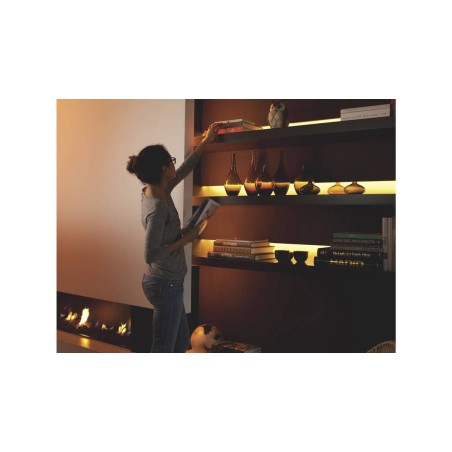Philips Hue Lightstrip Plus 20W - 2000-6500K, 16 millioner farver | Skab den perfekte atmosfære!