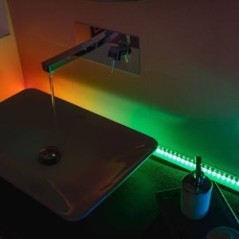 Twinkly Kdelys RGB-lys - Skab Magiske Øjeblikke med Farverigt Lys! Varenummer: 8056326677077