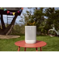 Sonos Move 2 Smart Højttaler i Hvid - Trådløs Lydoplevelse med Suveræn Kvalitet | Varenr. 8720862501478