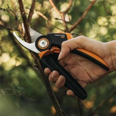 Fiskars X-Series P921 - Premium Kvalitet og Innovativ Design til Effektiv Klipning | Varenummer: 6411501111210