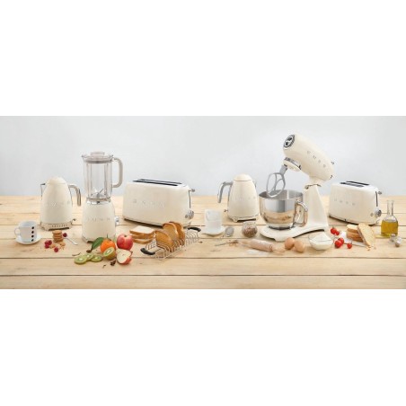 Smeg Czajnik KLF03CREU - Elegant og Effektiv Te- og Kedel til Dit Køkken - Varenr. 8017709227852