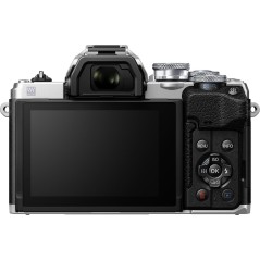 Olympus OM-D E-M10 Mark IV - 20,3 Megapixel Sølv Digitalkamera - Professionel Kvalitet og Fantastiske Billeder!