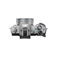 Olympus OM-D E-M10 Mark IV - 20,3 Megapixel Sølv Digitalkamera - Professionel Kvalitet og Fantastiske Billeder!