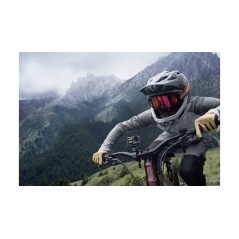 Køb DJI Osmo Action 4 Standard Combo Kamera i Sort – Professionel Kvalitet til Fantastiske Optagelser!