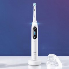 Oral-B iO 4210201363064 Elektrisk Tandbørste Hvid - Effektiv Rensning og Optimal Pleje til Dit Smil!