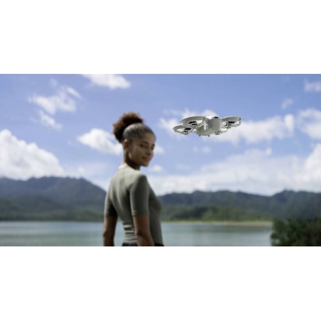 DJI Neo Fly More Combo