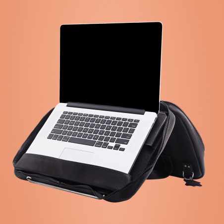 Køb R-Go Tools Viva Laptopbag i Full Grain - Elegant og Holdbar Beskyttelse til Din Laptop | Varenummer: RGOAVLAPBL