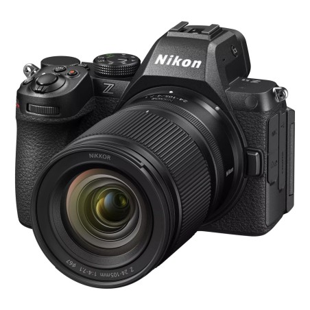 Nikon Z5Ii 24-105Mm F4-71 Milc
