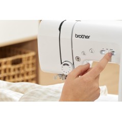 Brother FS40s Allrounder Sy- og Quiltemaskine Hvid - Kvalitet, Alsidighed & Kreativitet i Én Pakke!